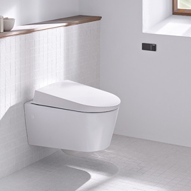 Geberit akadálymentes WC-távműködtetéssel Geberit akadálymentes WC-távműködtetéssel