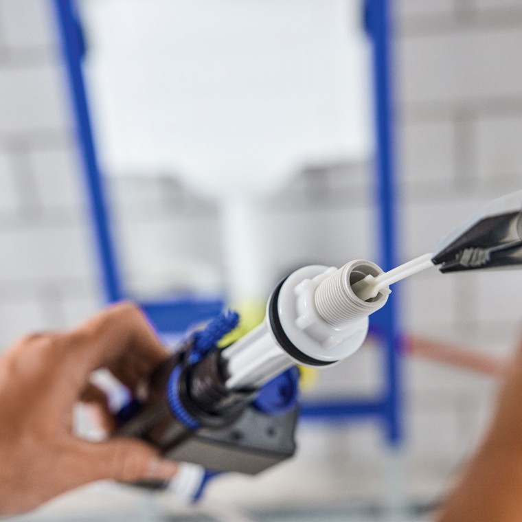 Geberit 323-as típusú töltőszelep: könnyen cserélhető szűrő