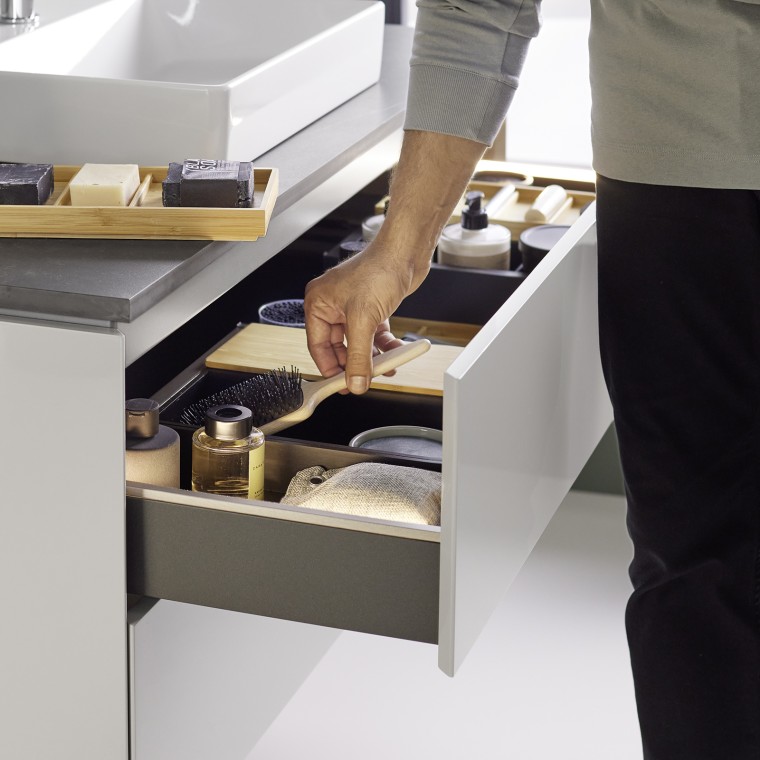 Moduláris tárolórendszer praktikus rekeszekkel Moduláris tárolórendszer praktikus rekeszekkel