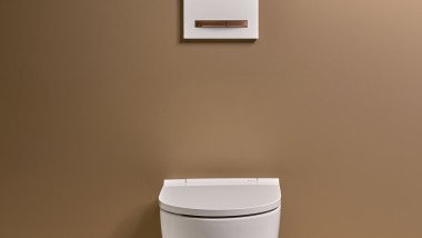 Fali WC-kerámia a Geberit ONE fürdőszobai termékcsaládból (© Geberit)