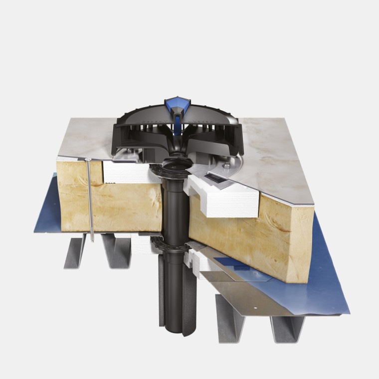 Geberit Pluvia rendszer felszerelése tetőszigetelő fóliával és párazáró átvezetéssel szigetelt könnyűszerkezetes tetőre Geberit Pluvia rendszer felszerelése tetőszigetelő fóliával és párazáró átvezetéssel szigetelt könnyűszerkezetes tetőre