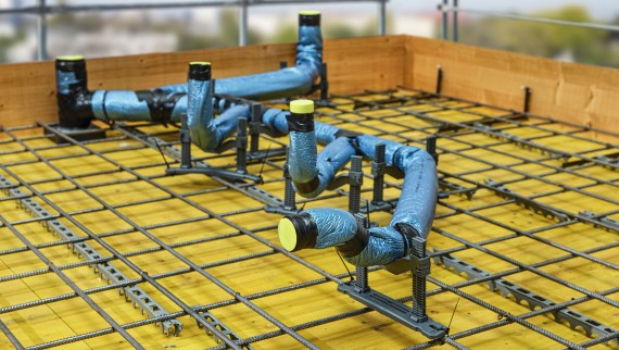 A Geberit Silent-db20 használata betonfödémben bebetonozható csőbilincs segítségével