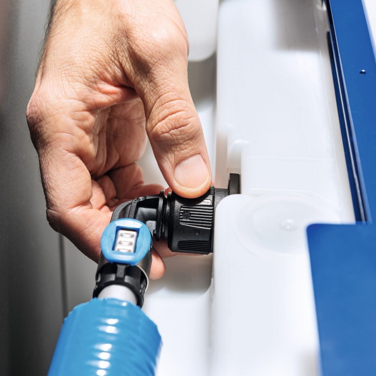 Egyszerű és biztonságos szerelés a MasterFix segítségével Egyszerű és biztonságos szerelés a MasterFix segítségével