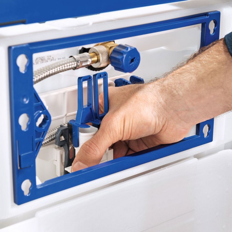 Geberit 212-es típusú emelőharang: Kompakt méreteiknek köszönhetően a szelepek könnyen ki- és beszerelhetők