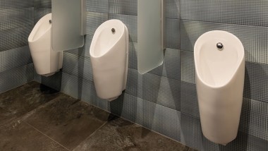 Geberit Preda vizeldék integrált vezérlőegységgel Geberit Preda vizeldék integrált vezérlőegységgel