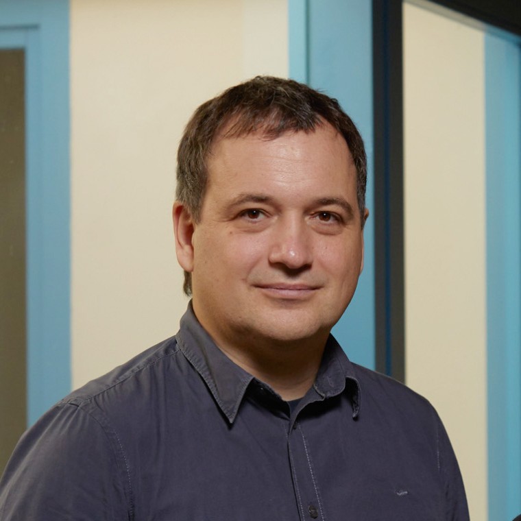 Az egyik első fenntartható szlovéniai irodaház tervezője: Boris Bezan építész (© BAX studio)