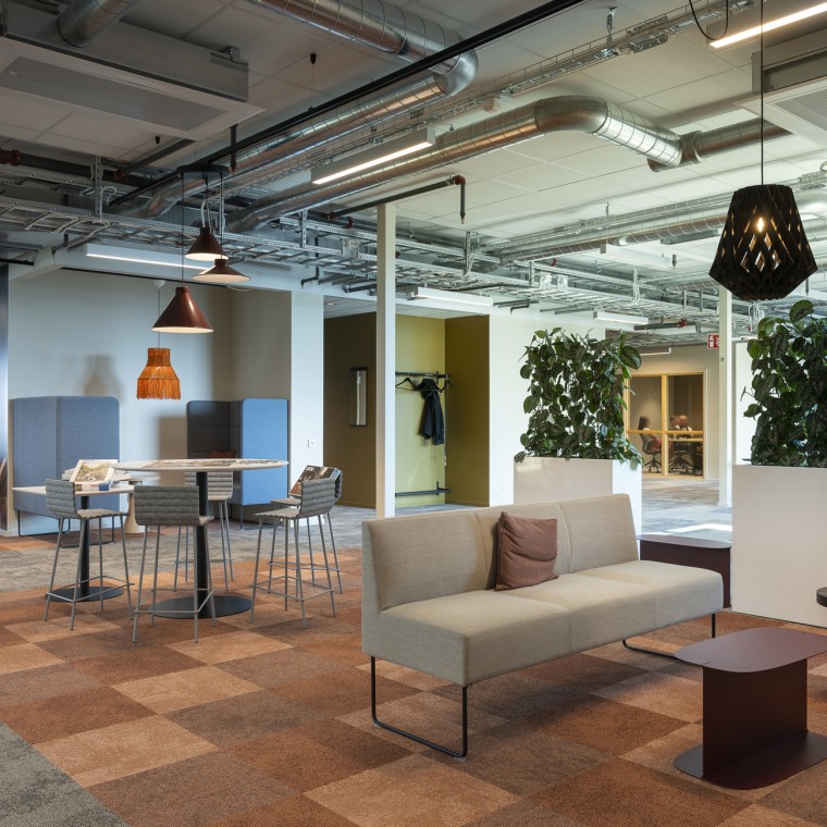 Ambiciózus cél a modern irodaház számára: LEED Platina tanúsítvány (© baraBild)