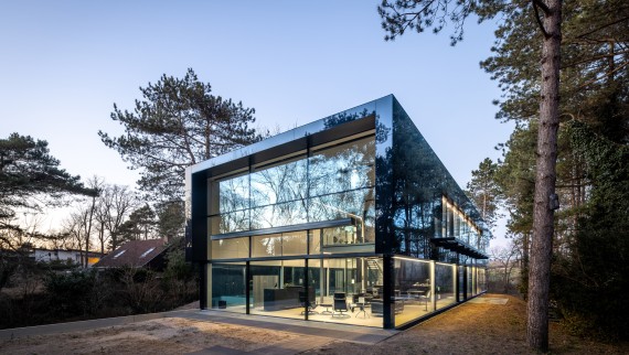 Jan Pesman építész munkája, a Villa Meijendel (© Lucas van der Wee) Jan Pesman építész munkája, a Villa Meijendel (© Lucas van der Wee)