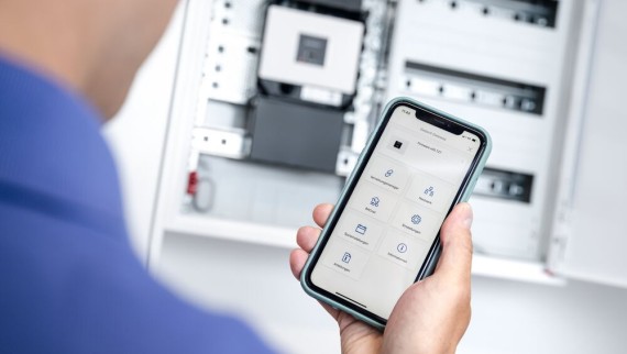 A higiéniai öblítőberendezések kezelése Geberit Control alkalmazással a Geberit Gateway platformon A higiéniai öblítőberendezések kezelése Geberit Control alkalmazással a Geberit Gateway platformon