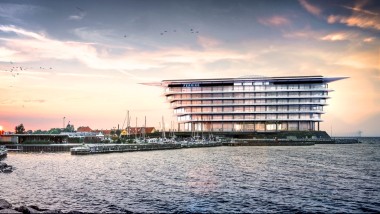 Pharmaceuticals gyógyszeripari vállalat új központja a dániai Kastrupban jóformán a víz felett lebeg. (©Foster&Partners)