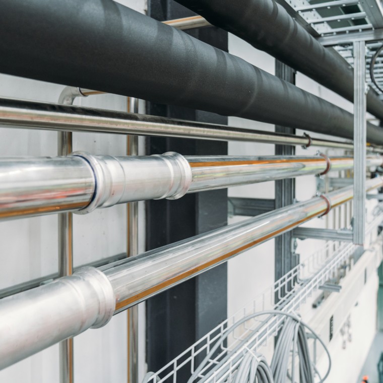 Számos ipari alkalmazásban, mint például sűrített levegő, inert gázok vagy vákuum esetén Számos ipari alkalmazásban, mint például sűrített levegő, inert gázok vagy vákuum esetén