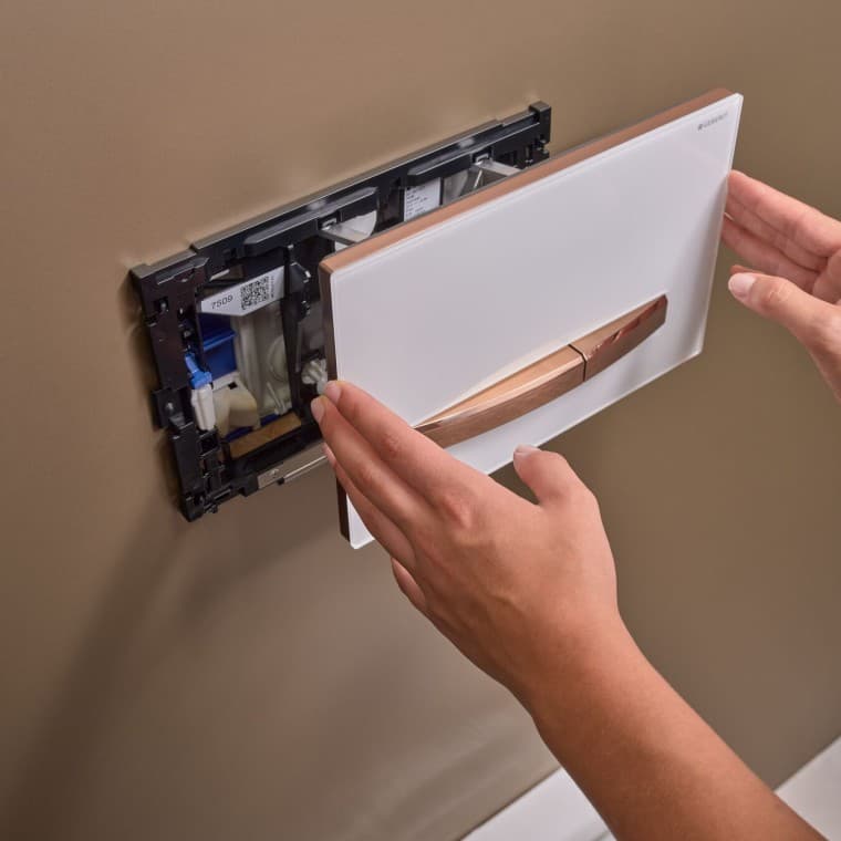 Szögletes Geberit Sigma50 elforgatása Szögletes Geberit Sigma50 elforgatása