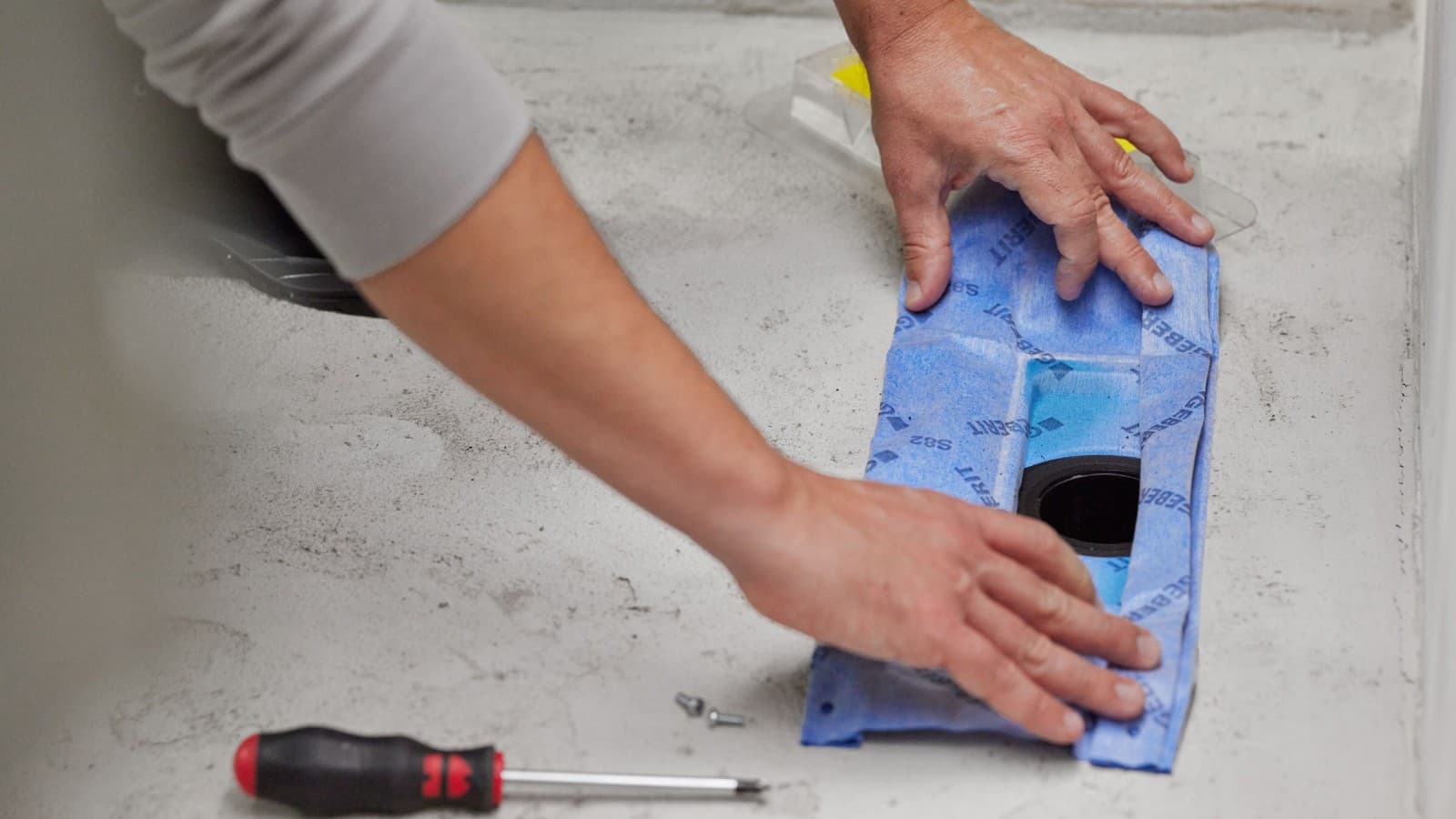 Szigetelés a CleanLine zuhanyfolyóka esetében Szigetelés a CleanLine zuhanyfolyóka esetében