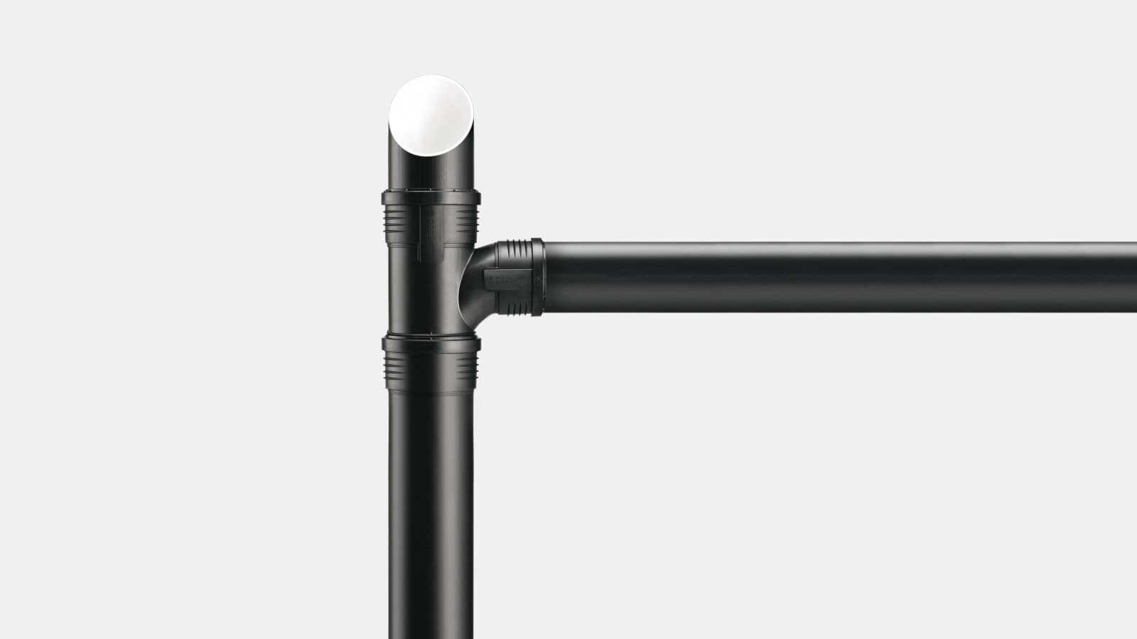 A Geberit Silent-PP egyszerűen és biztonságosan felszerelhető. A Geberit Silent-PP egyszerűen és biztonságosan felszerelhető.