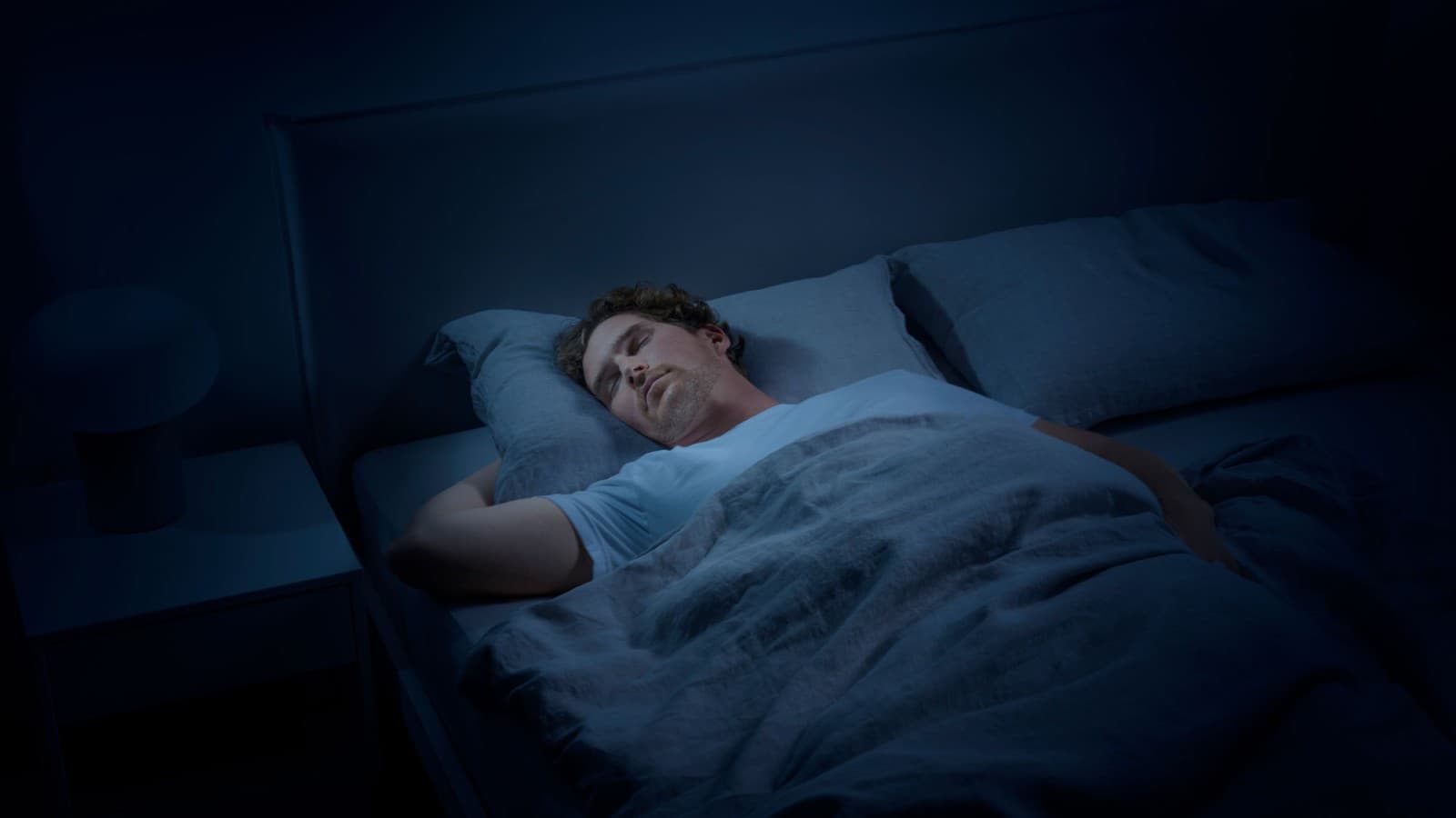 Alvó férfi Alvó férfi