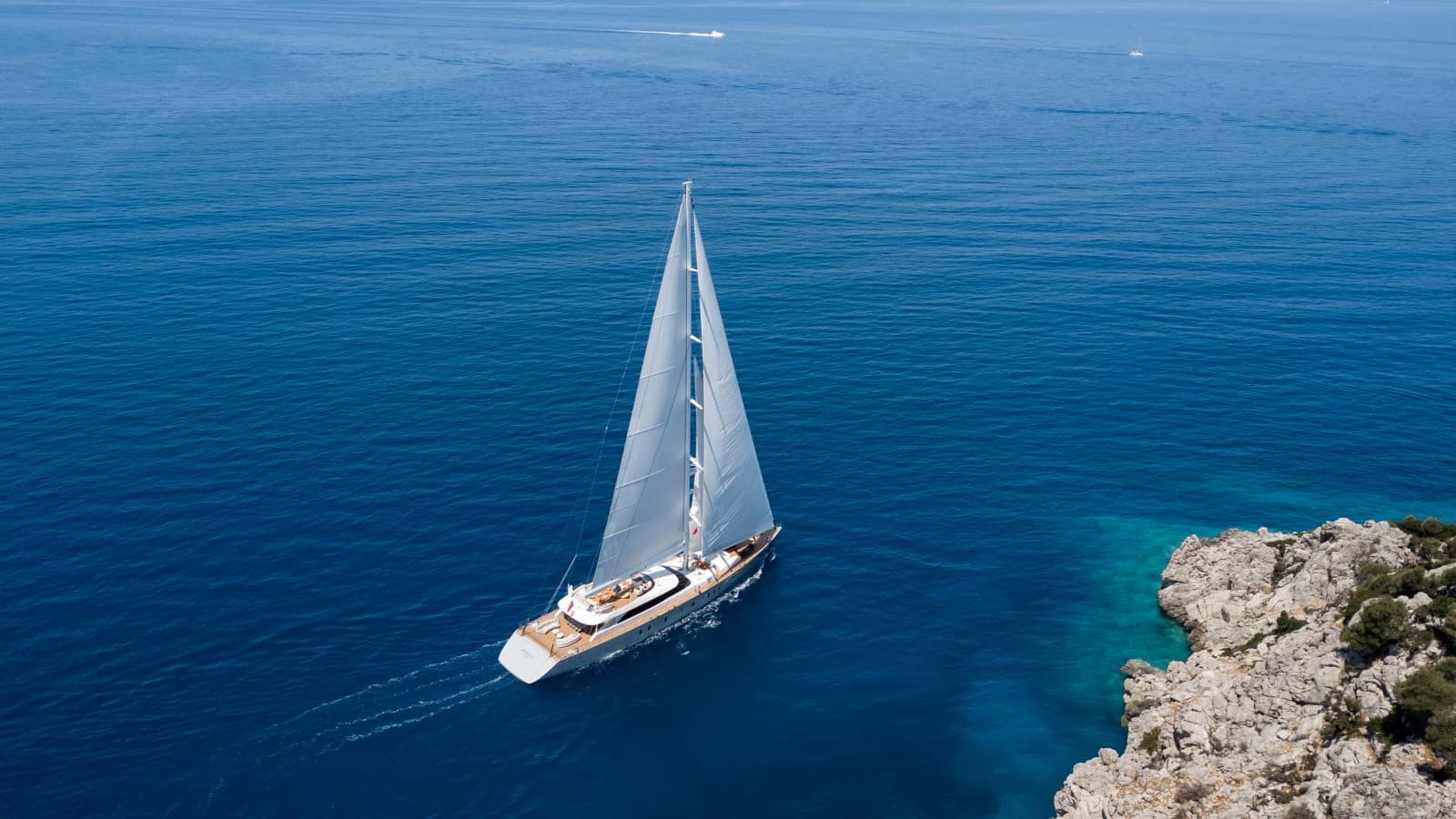 A bodrumi ADA Yachting hajógyár vitorlás jachtja siklik a Földközi-tengeren (© ADA Yachting) A bodrumi ADA Yachting hajógyár vitorlás jachtja siklik a Földközi-tengeren (© ADA Yachting)
