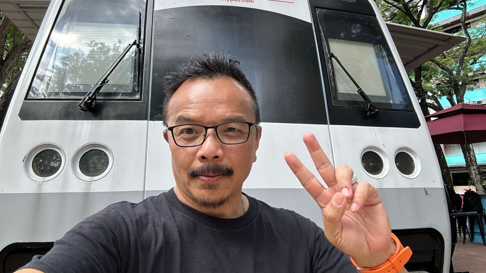 Mindig is vonzotta a lehetőség, hogy egyszerűen és hatékonyan éljen: A szálloda alapítója, Liang Chiang Seah (© Liang Chiang Seah) Mindig is vonzotta a lehetőség, hogy egyszerűen és hatékonyan éljen: A szálloda alapítója, Liang Chiang Seah (© Liang Chiang Seah)