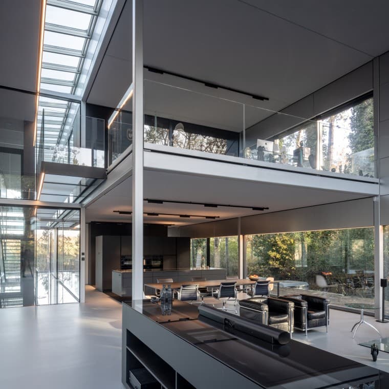 Az épület szinte teljes egészében szétszerelhető és újrahasznosítható (© Lucas van der Wee) Az épület szinte teljes egészében szétszerelhető és újrahasznosítható (© Lucas van der Wee)