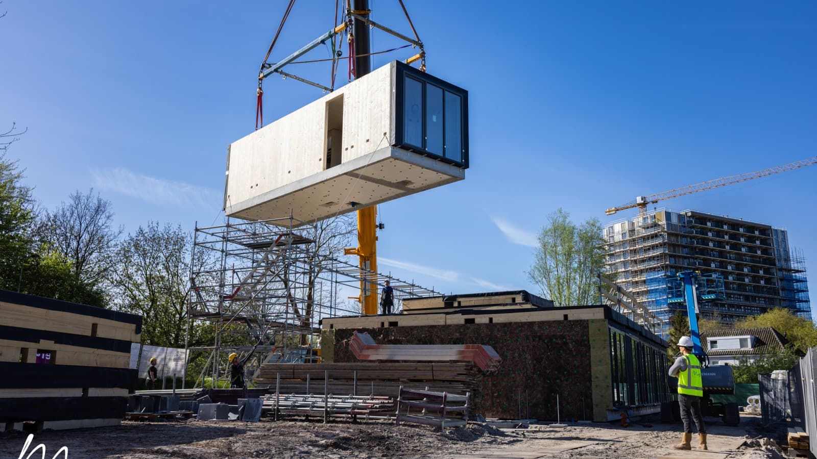 A moduláris építés gyorsabb és hatékonyabb kivitelezést tesz lehetővé. (© Moos) A moduláris építés gyorsabb és hatékonyabb kivitelezést tesz lehetővé. (© Moos)